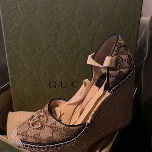 Gucci wedges